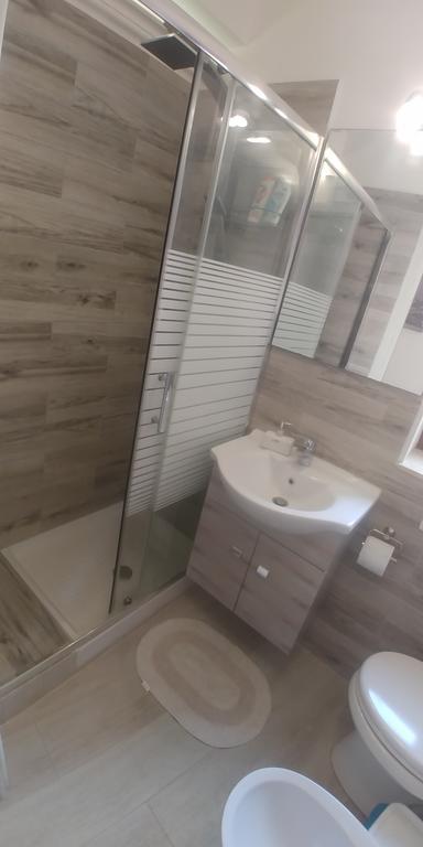 Damarete Apartment *